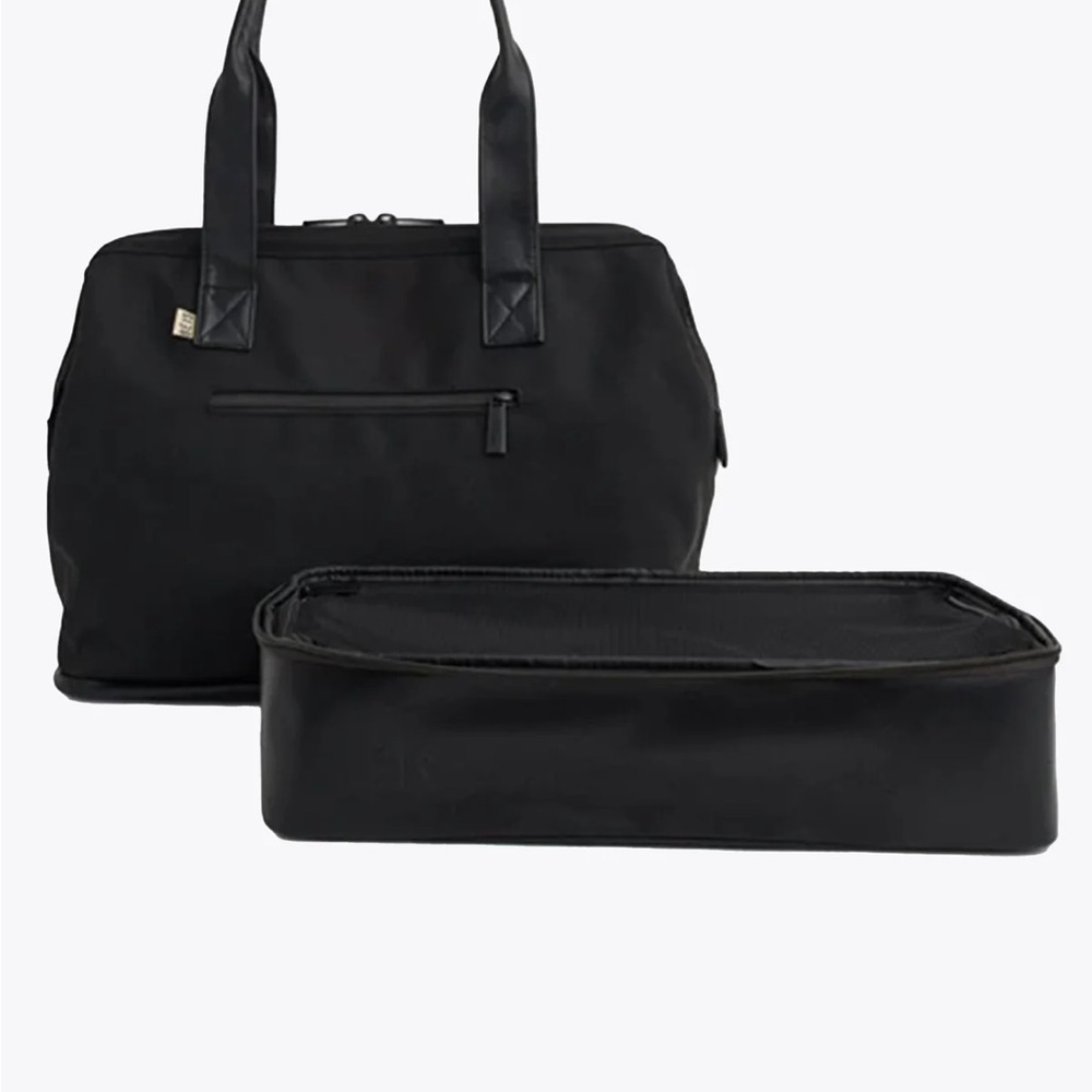 Beis The Convertible Mini Weekender 
in Black